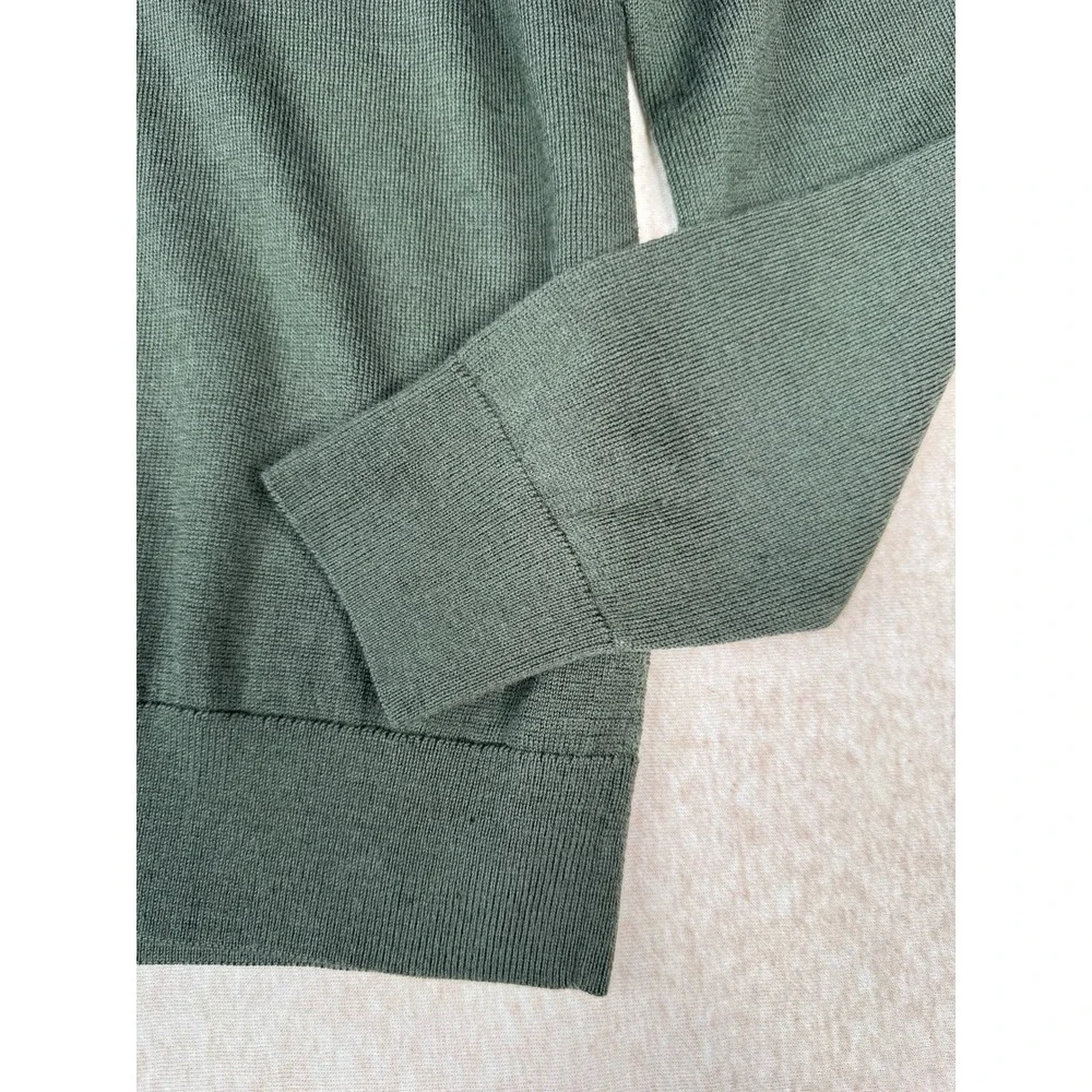 Banana Republic 100% Merino Wool Sweater Men's M Green V-Neck Lightweight